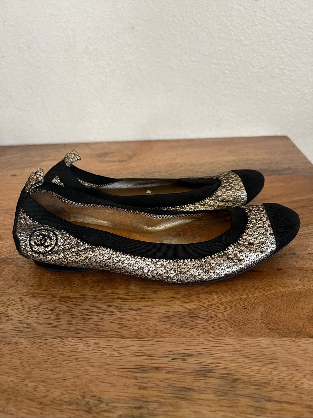 Chanel Quilted Gold Black Leather Ballerina Flats -Size 39